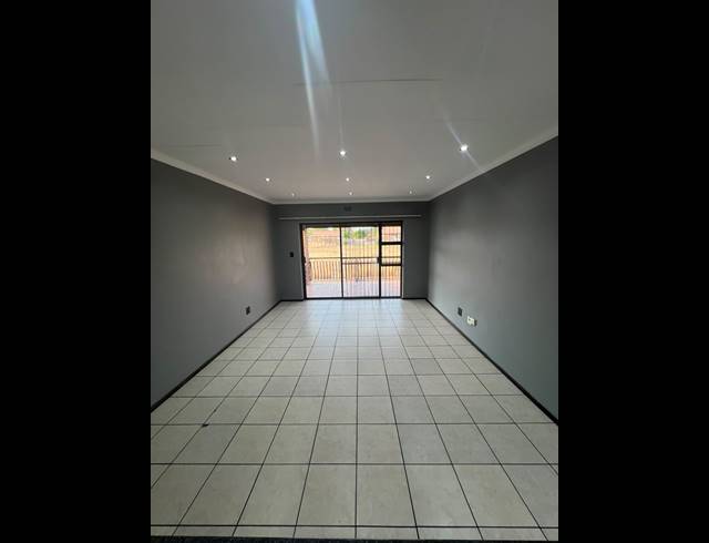 2 bed property to rent in SONNEVELD